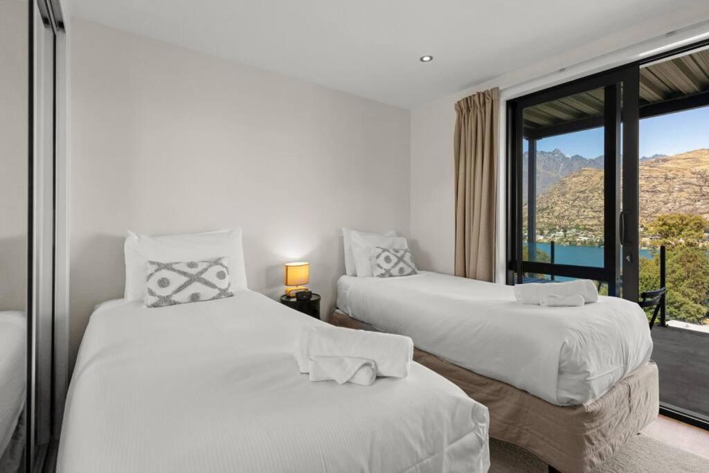 4 Bedroom Stunning Modern Family Home Queenstown Eksteriør billede