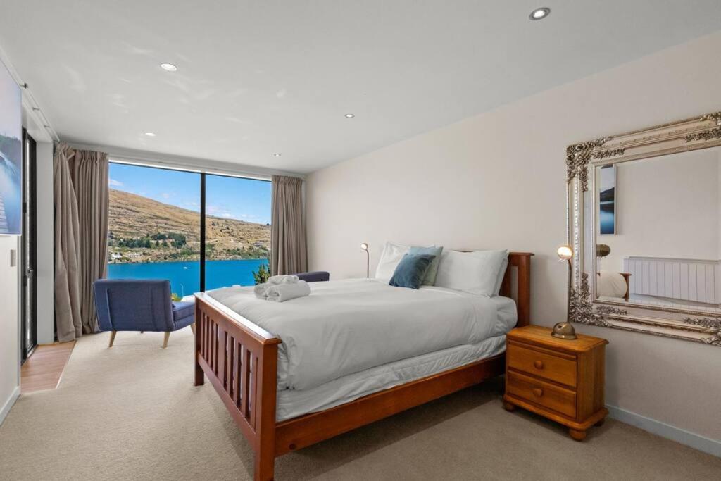 4 Bedroom Stunning Modern Family Home Queenstown Eksteriør billede
