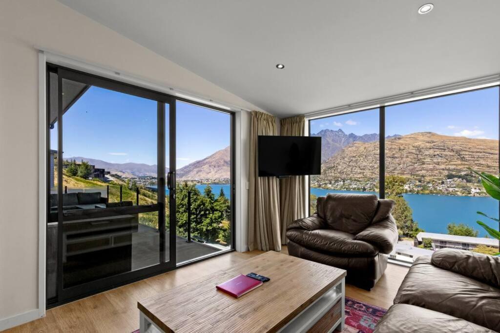 4 Bedroom Stunning Modern Family Home Queenstown Eksteriør billede