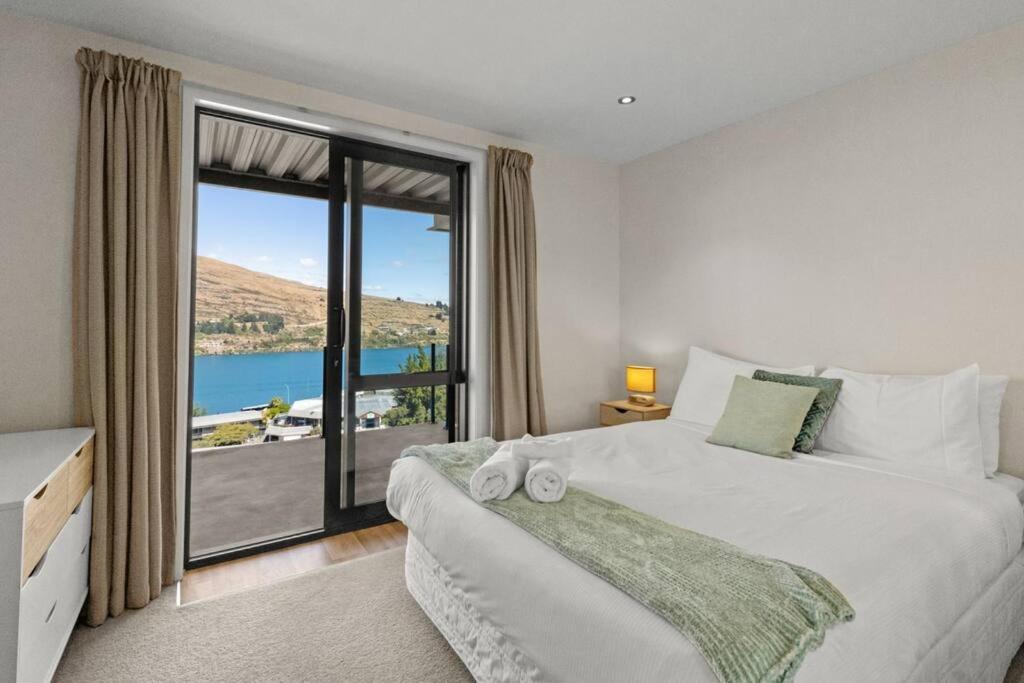 4 Bedroom Stunning Modern Family Home Queenstown Eksteriør billede