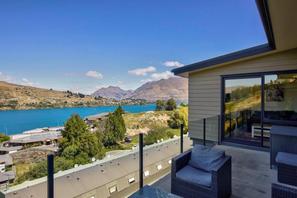 4 Bedroom Stunning Modern Family Home Queenstown Eksteriør billede